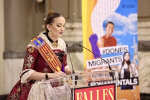Acto de entrega de 'Dones de la Festa' en el Salón de Cristal